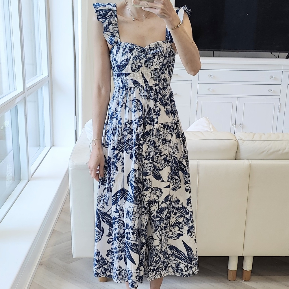 Abercrombie & Fitch Navy and White Maxi Dress. Size XXS